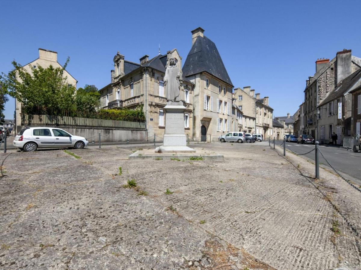 Heritage Apartment In Bayeux Near Museum Of Art Екстериор снимка