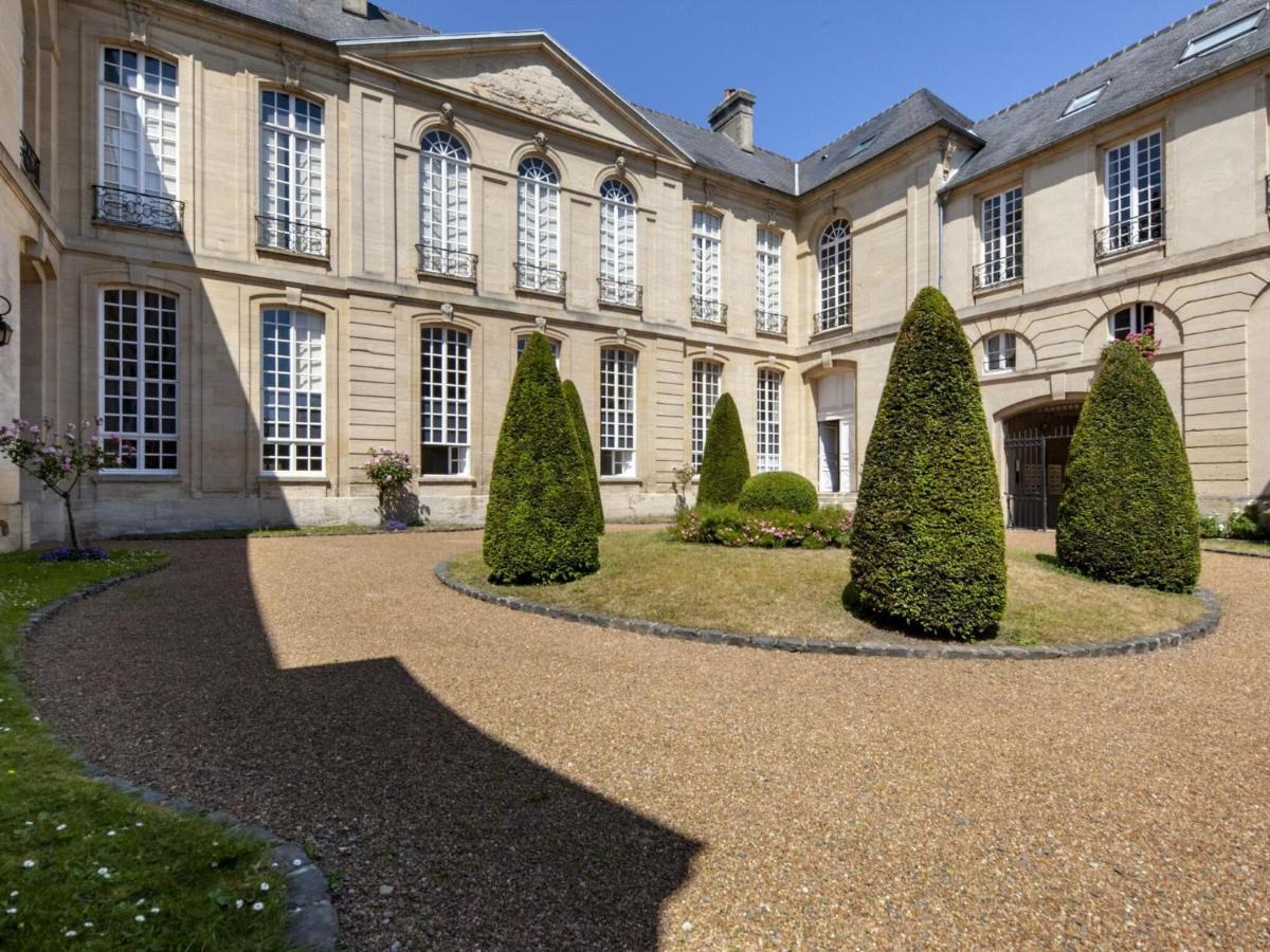 Heritage Apartment In Bayeux Near Museum Of Art Екстериор снимка