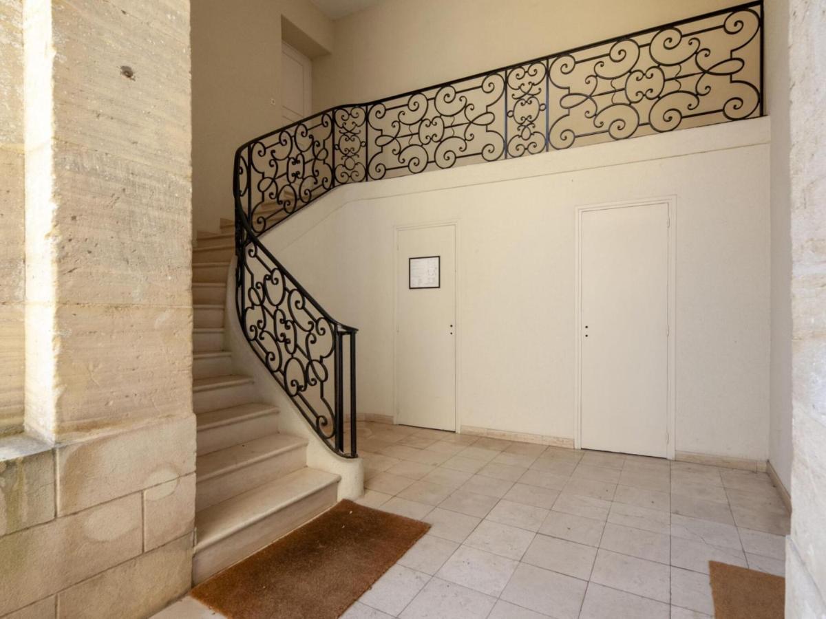 Heritage Apartment In Bayeux Near Museum Of Art Стая снимка