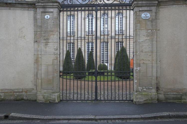 Heritage Apartment In Bayeux Near Museum Of Art Екстериор снимка