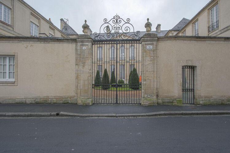 Heritage Apartment In Bayeux Near Museum Of Art Екстериор снимка